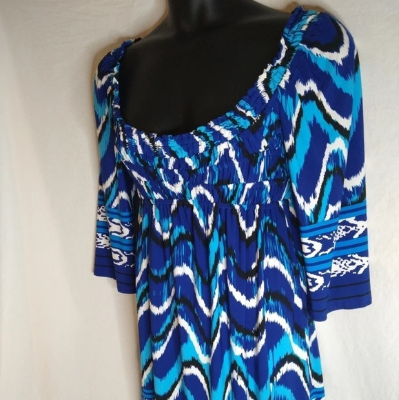 Adorable Blue Off the Shoulders Dress EUC ❤️ - Picture 4 of 9